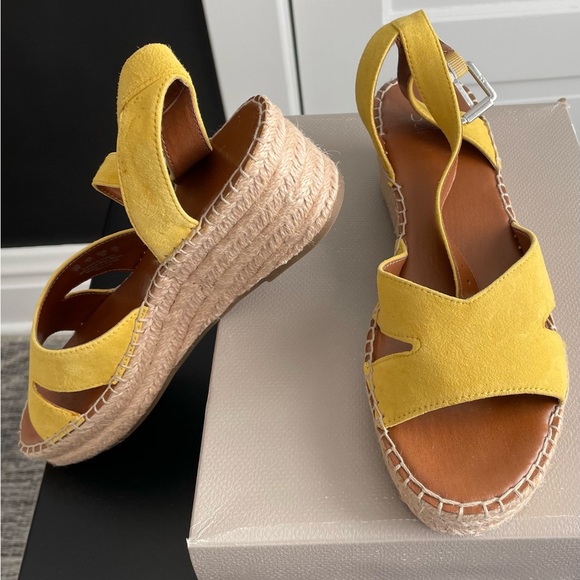 Franco Sarto Women's Pellia Yellow - Picture 1 of 5
